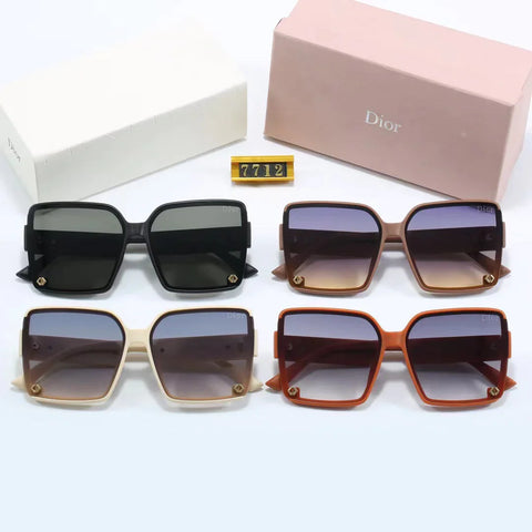 4 Color Women's Sunglasses—7712